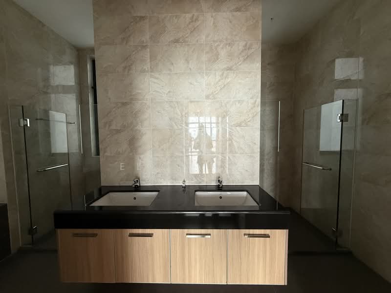Apartment for Sale at Molek Pine 4 - Eliin Loo - Bathroom - PropertyGuru.com.my