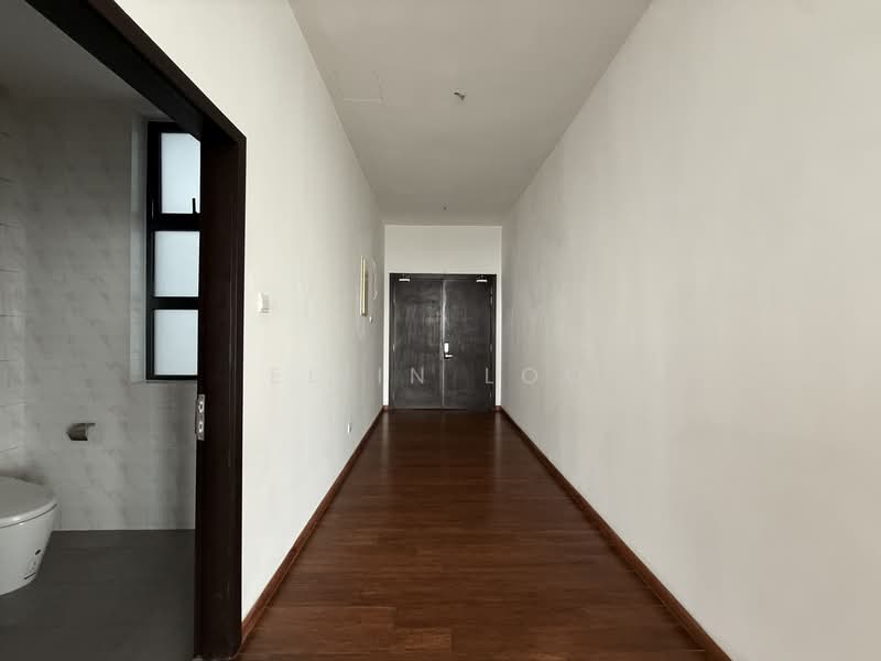 Apartment for Sale at Molek Pine 4 - Eliin Loo - Corridor - PropertyGuru.com.my