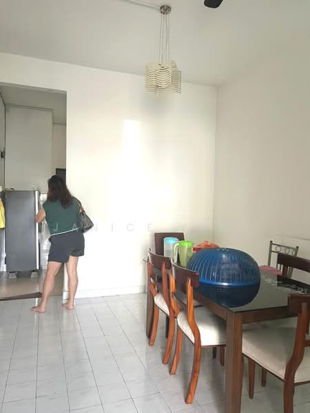 Rumah Teres 2 Tingkat untuk Dijual di Taman Puteri Wangsa (Ulu Tiram) - Janice Yong - Dining Room - PropertyGuru.com.my
