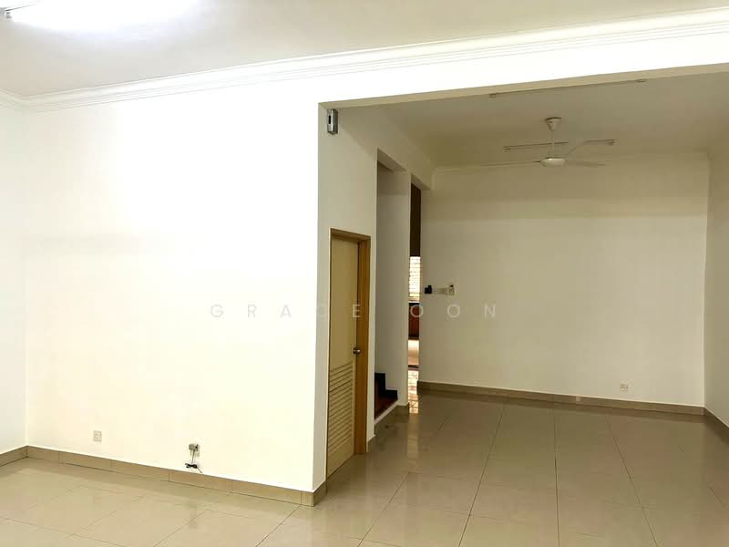 Rumah Teres 2 Tingkat untuk Dijual di Bandar Kinrara Seksyen 6 (Bandar Kinrara) - Grace Oon - Living Room - PropertyGuru.com.my