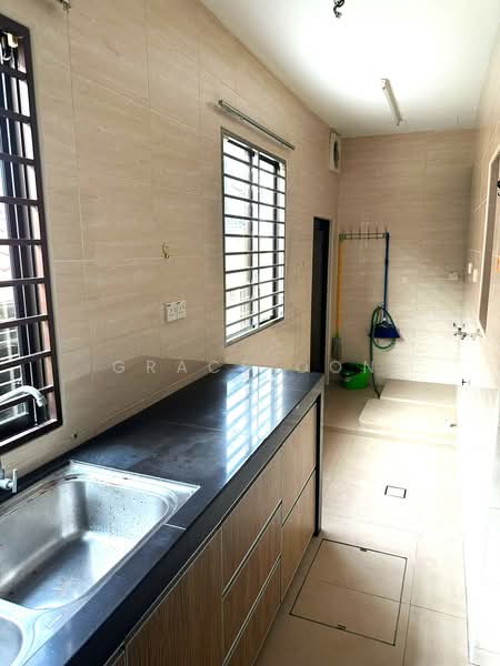 Rumah Teres 2 Tingkat untuk Dijual di Bandar Kinrara Seksyen 6 (Bandar Kinrara) - Grace Oon - Kitchen - PropertyGuru.com.my