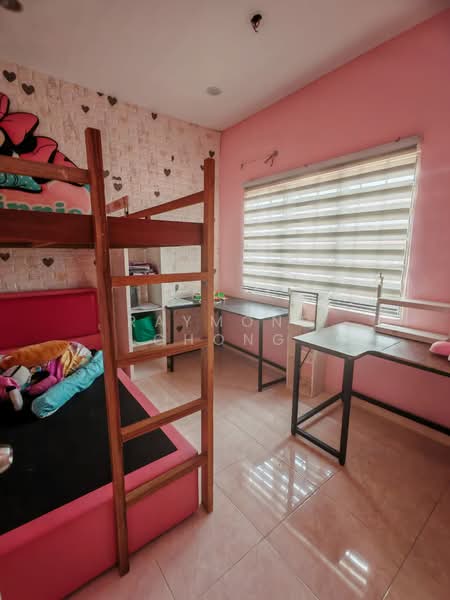 3.5-storey Terraced House for Sale in Taman Cheras Utama (Cheras) - Raymond Chong - Bedroom - PropertyGuru.com.my