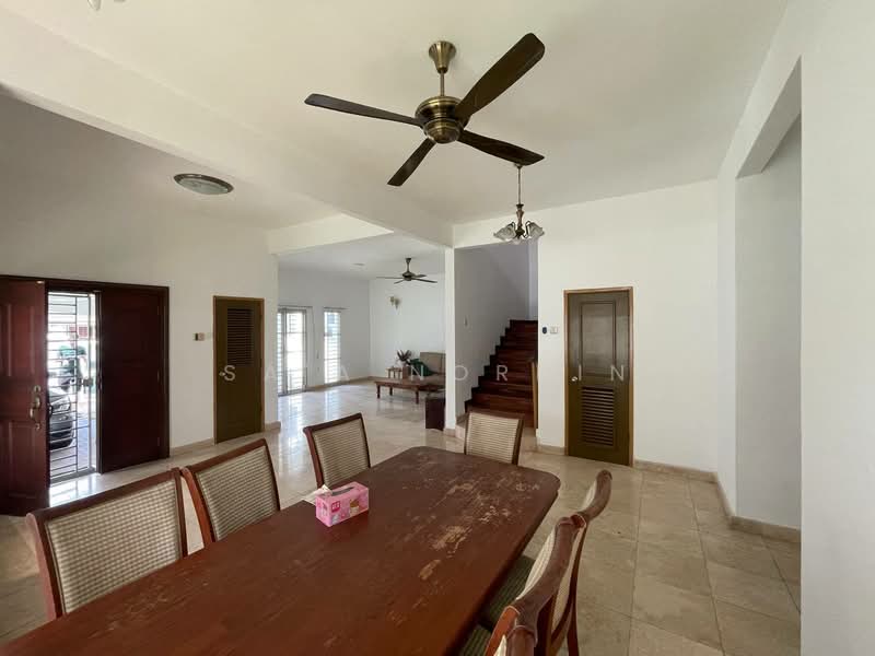 Semi-Detached House for Sale in Usj 3a (Subang Jaya) - Sa'a Nordin - Dining Room - PropertyGuru.com.my