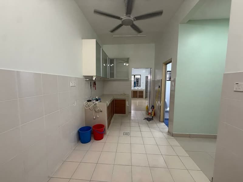 2-storey Terraced House for Sale in Bandar Kinrara Seksyen 9 (Bandar Kinrara) - Joly Liew - Kitchen - PropertyGuru.com.my