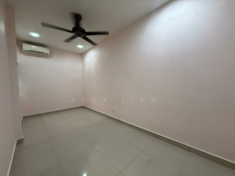 2-storey Terraced House for Sale in Bandar Kinrara Seksyen 9 (Bandar Kinrara) - Joly Liew - Interior - PropertyGuru.com.my