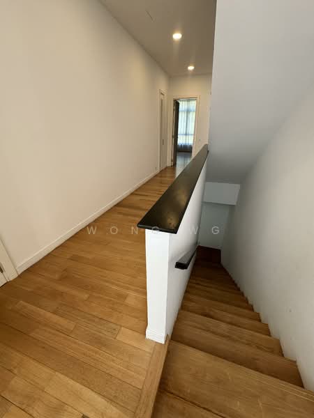 Rumah Teres 3 Tingkat untuk Disewa di Petaling Jaya (Selangor) - Wong WG - Corridor - PropertyGuru.com.my