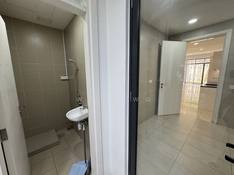 Rumah Teres 3 Tingkat untuk Disewa di Petaling Jaya (Selangor) - Wong WG - Bathroom - PropertyGuru.com.my