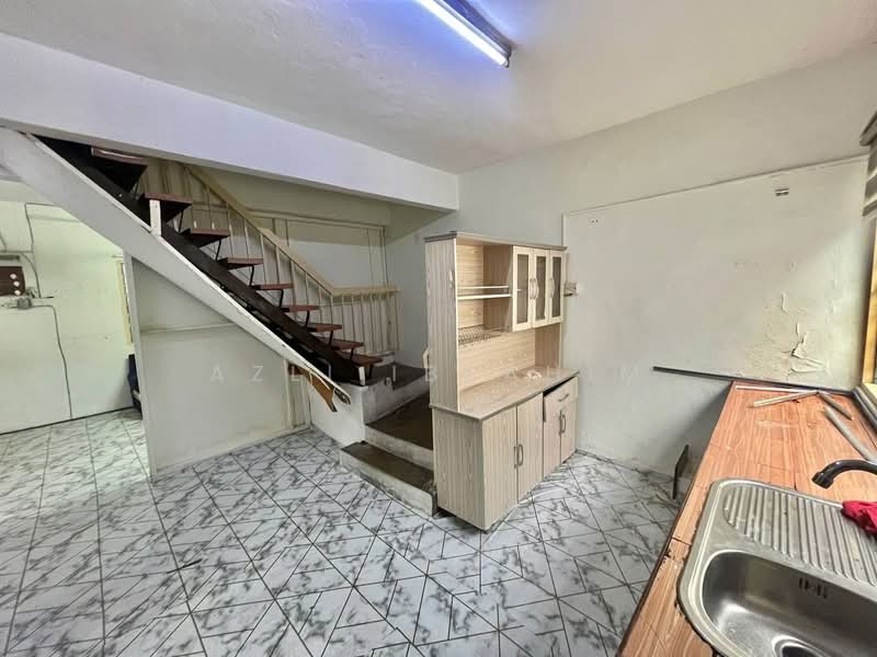 2-storey Terraced House for Sale in Taman Muda (Ampang) - Azli Ibrahim - Interior - PropertyGuru.com.my