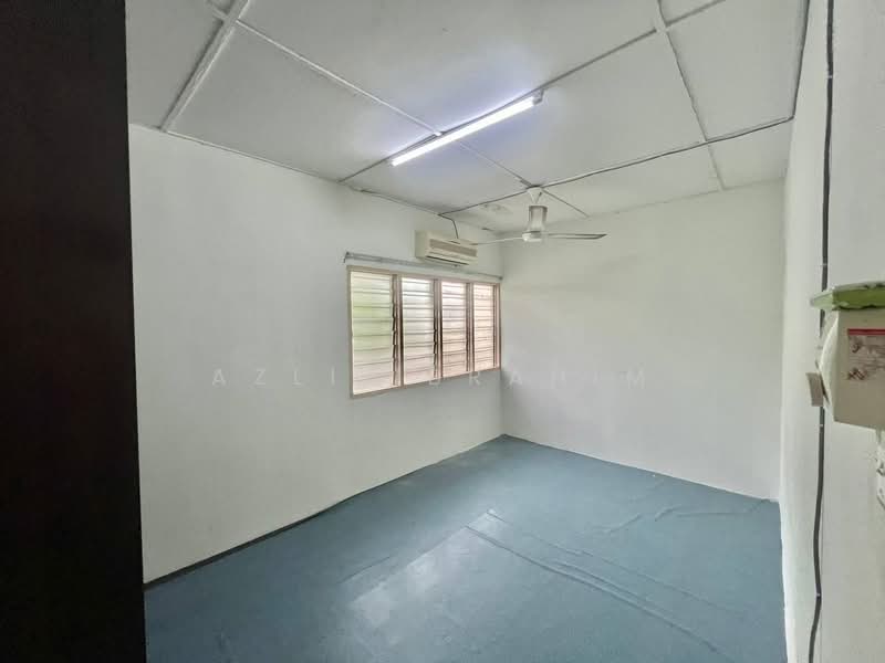 2-storey Terraced House for Sale in Taman Muda (Ampang) - Azli Ibrahim - Interior - PropertyGuru.com.my