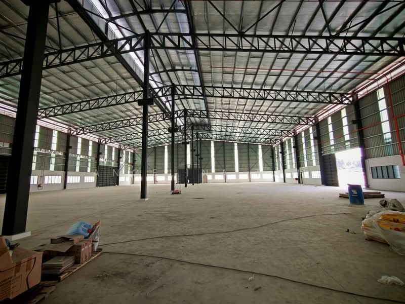 Factory for Rent in Puncak Alam (Selangor) - Angelina Tan - Interior - PropertyGuru.com.my