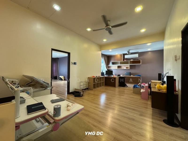 Semi-Detached House for Sale in Ambang Botanic (Klang) - Desmond Chan - Living Room - PropertyGuru.com.my