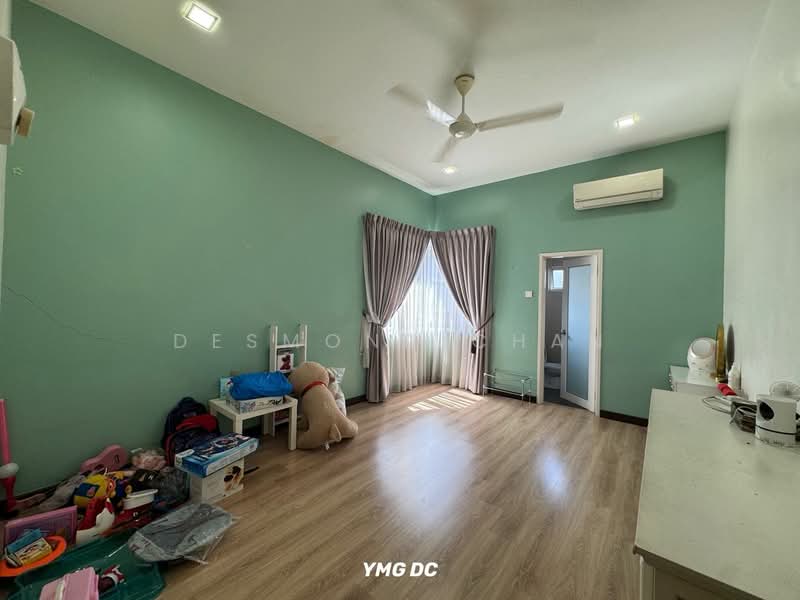 Semi-Detached House for Sale in Ambang Botanic (Klang) - Desmond Chan - Bedroom - PropertyGuru.com.my