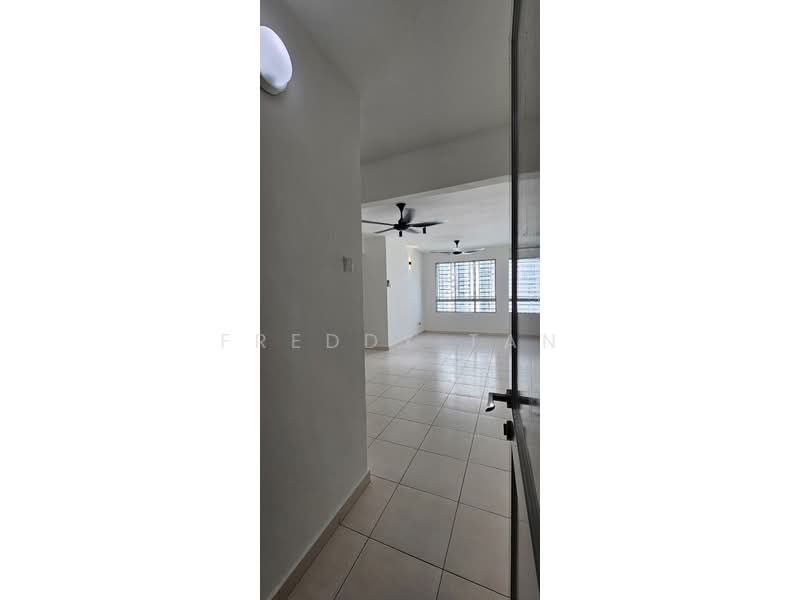 Pangsapuri untuk Dijual di Centrio Avenue - Freddy Tan - Living Room - PropertyGuru.com.my