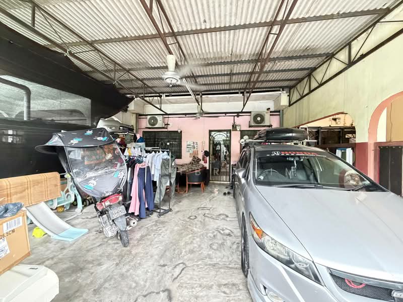 Rumah Teres 1 Tingkat untuk Dijual di Seksyen 17 (Shah Alam) - Azli Ibrahim - Interior - PropertyGuru.com.my