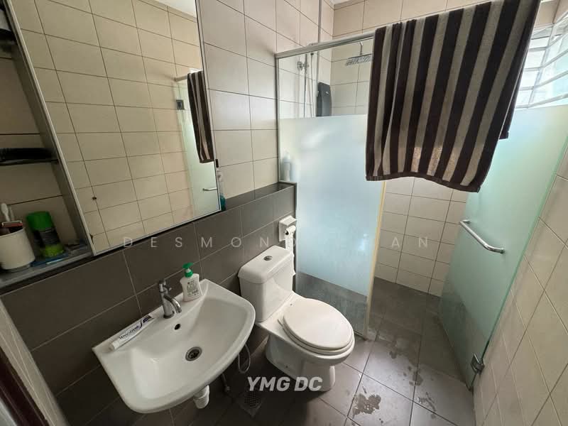 2-storey Terraced House for Sale in Ambang Botanic (Klang) - Desmond Chan - Bathroom - PropertyGuru.com.my
