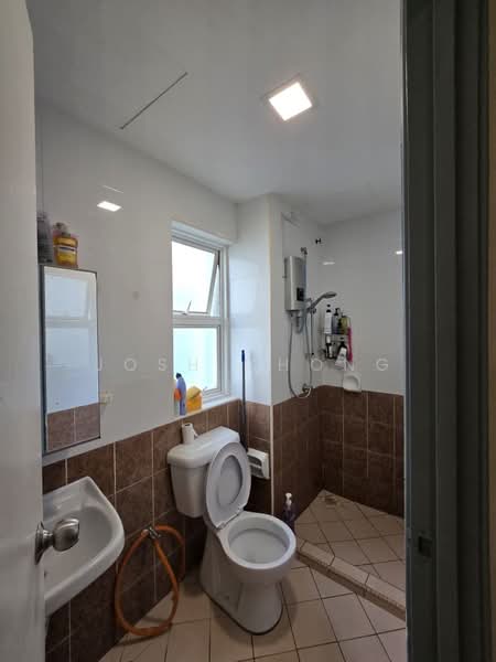 Condominium for Sale at Desa Impiana - Josh Chong - Bathroom - PropertyGuru.com.my