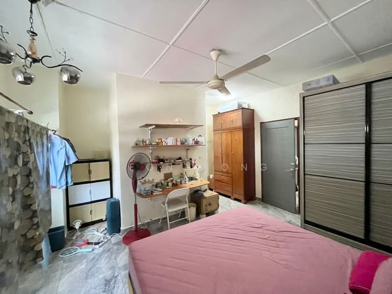 Semi-Detached House for Sale in Bandar Country Homes (Rawang) - Leon Wong - Bedroom - PropertyGuru.com.my