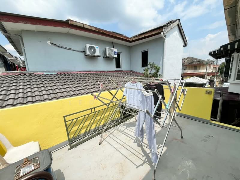 Semi-Detached House for Sale in Bandar Country Homes (Rawang) - Leon Wong - Exterior - PropertyGuru.com.my
