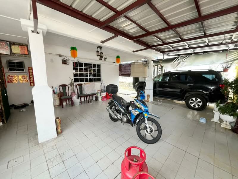 Semi-Detached House for Sale in Bandar Country Homes (Rawang) - Leon Wong - Exterior - PropertyGuru.com.my