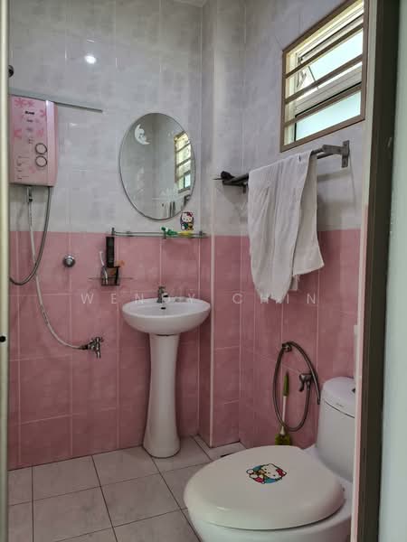 2-storey Terraced House for Sale in Taman Tasik Prima (Puchong) - Wendy Chin - Bathroom - PropertyGuru.com.my