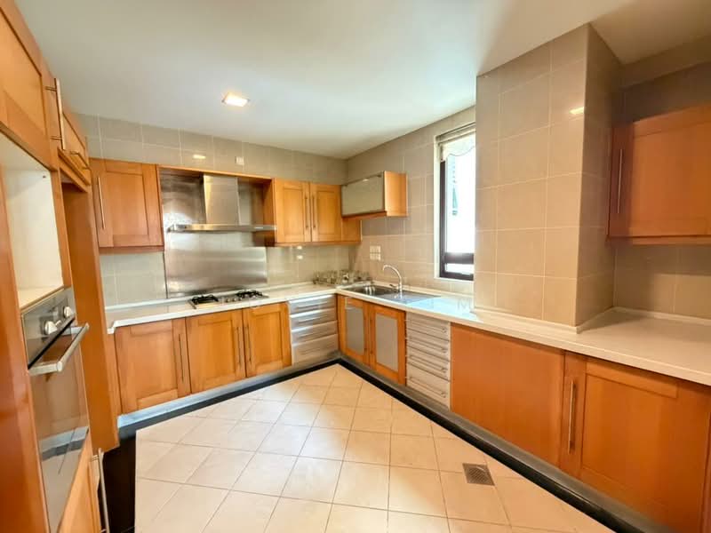 Condominium for Sale at Mont Kiara Damai Resort Condominium - Jovie Lim - Kitchen - PropertyGuru.com.my