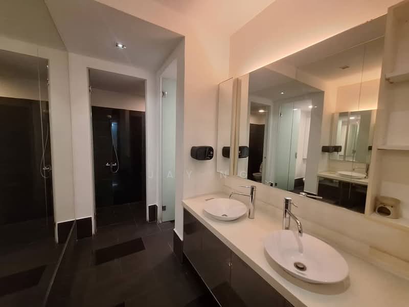 Shop / Office for Sale in Kampung Sungai Kayu Ara (Petaling Jaya) - Jay Ng - Bathroom - PropertyGuru.com.my
