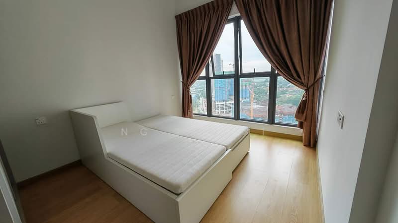Kondominium untuk Dijual di Royal Strand @ Country Garden Danga Bay - NG ZEN XI - Bedroom - PropertyGuru.com.my