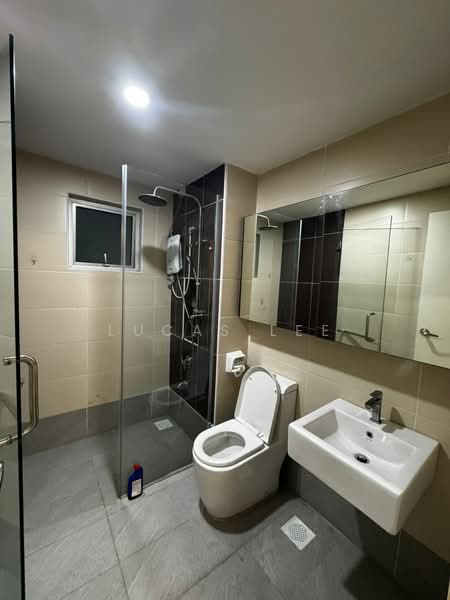 Service Residence for Rent at D'Tasek Residences (Tasek Impian) - Lucas Lee - Bathroom - PropertyGuru.com.my