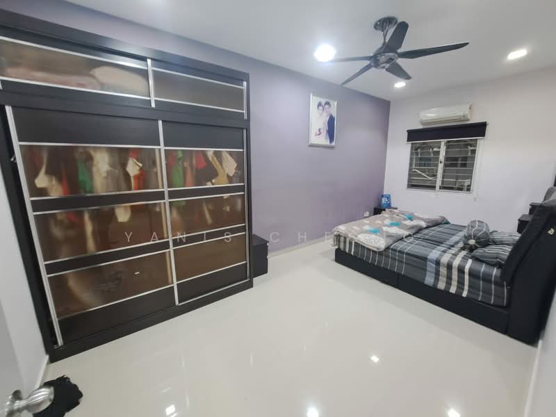 2-storey Terraced House for Sale in Taman Wangsa Permai (Kepong) - Yanis Cheong - Bedroom - PropertyGuru.com.my