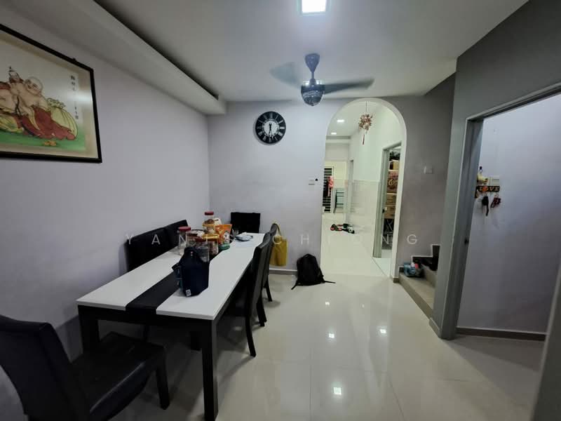 2-storey Terraced House for Sale in Taman Wangsa Permai (Kepong) - Yanis Cheong - Dining Room - PropertyGuru.com.my