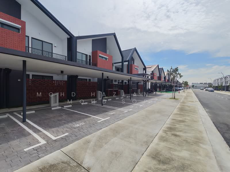 Rumah Bandar untuk Dijual di Shah Alam (Selangor) - Mohd Hazlan bin Mohd Sopi - Exterior - PropertyGuru.com.my