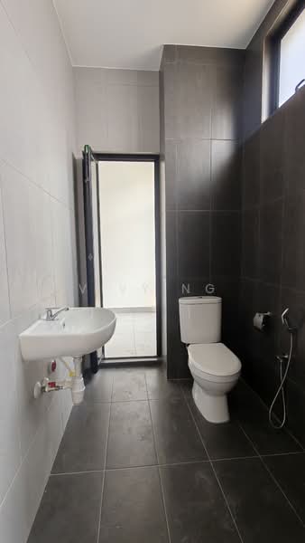 Rumah Teres 2 Tingkat untuk Dijual di Taman Mount Austin (Tebrau) - Vivy Ng - PropertyGuru.com.my