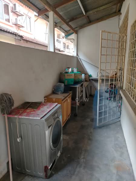 Terraced House for Sale in Bandar Kinrara Seksyen 5 (Bandar Kinrara) - CY Low - Exterior - PropertyGuru.com.my
