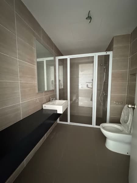 Service Residence for Sale at 28 Boulevard - Alex Ang - Bathroom - PropertyGuru.com.my