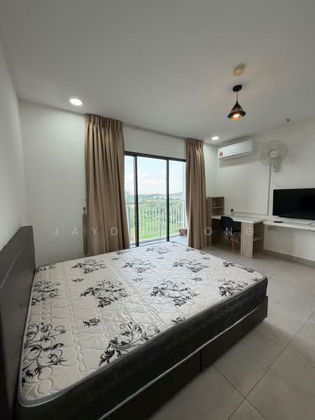 Servis Apartment untuk Disewa di DK Impian - Jayden Tong - Master Bedroom - PropertyGuru.com.my