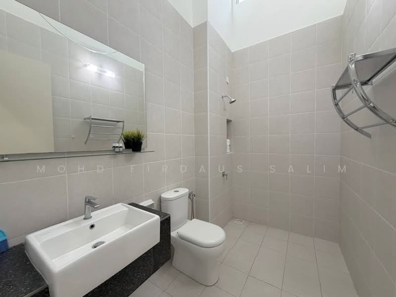 2-storey Terraced House for Sale in Eco Forest (Semenyih) - Mohd Firdaus Salim - Bathroom - PropertyGuru.com.my
