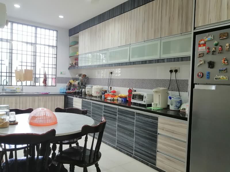 2-storey Terraced House for Sale in Bukit Gambir (Gelugor) - Mary Lee - Kitchen - PropertyGuru.com.my