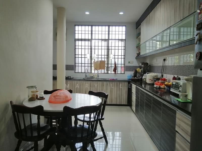 2-storey Terraced House for Sale in Bukit Gambir (Gelugor) - Mary Lee - Kitchen - PropertyGuru.com.my