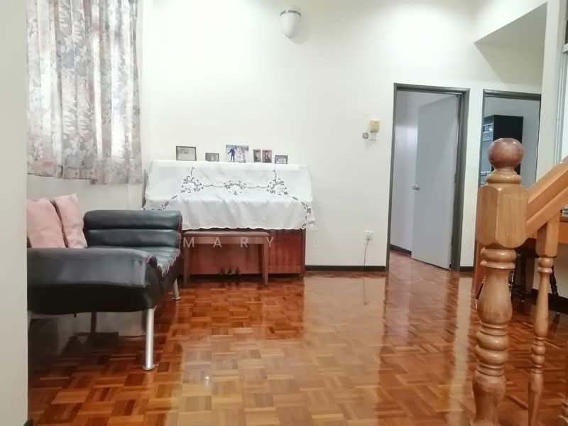 2-storey Terraced House for Sale in Bukit Gambir (Gelugor) - Mary Lee - Second living Room - PropertyGuru.com.my