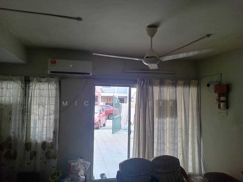Rumah Teres 2 Tingkat untuk Disewa di Pjs 10 (Sunway) - Michael Lee - Living Room - PropertyGuru.com.my