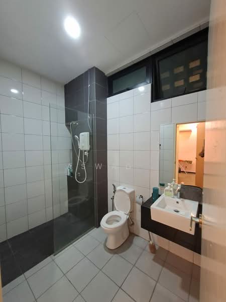 Condominium for Sale at Evoke Residence - Aswad . - Bathroom - PropertyGuru.com.my
