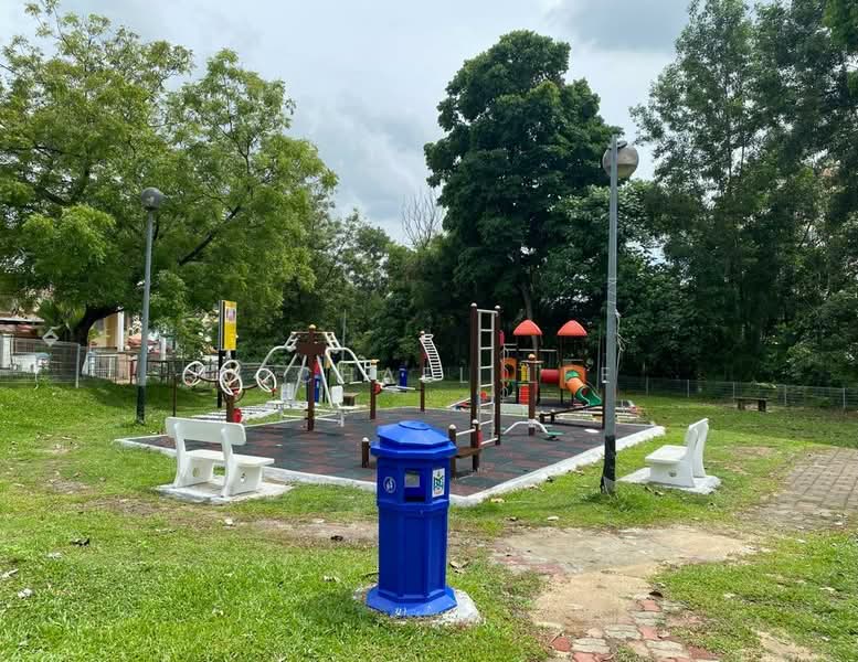 Rumah Teres 2 Tingkat untuk Dijual di Taman Bukit Emas (Balakong) - Michael Lee - Exterior - PropertyGuru.com.my