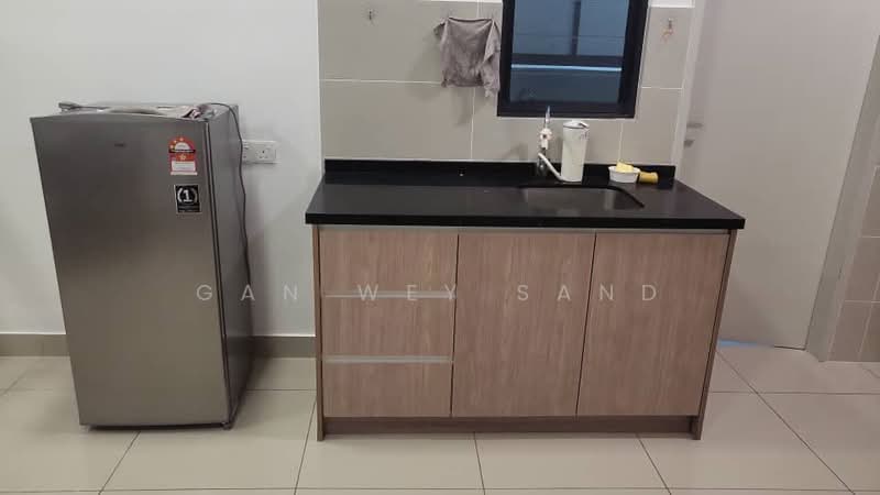 Servis Apartment untuk Disewa di Citizen 2 - GAN WEY SAND - Kitchen - PropertyGuru.com.my