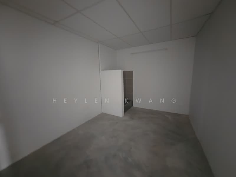 Factory for Rent in Kampung Teluk Panglima Garang (Telok Panglima Garang) - Heylen Kwang - Interior - PropertyGuru.com.my