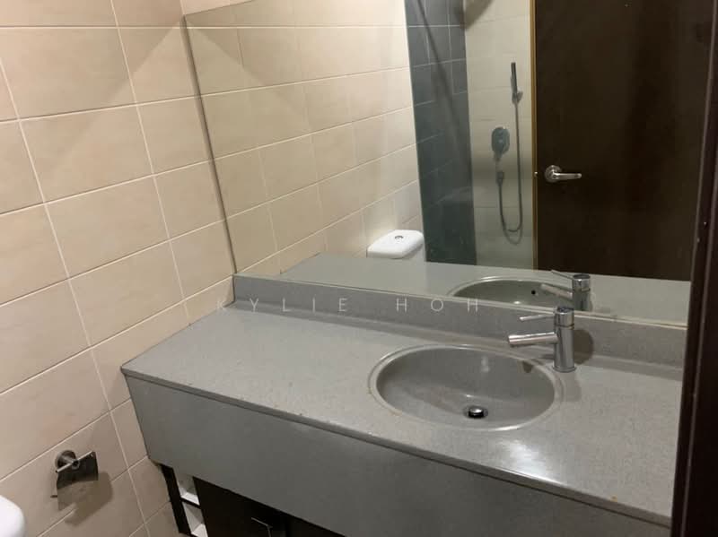 Kondominium untuk Disewa di Shaftsbury Residence - Kylie Hoh - Bathroom - PropertyGuru.com.my