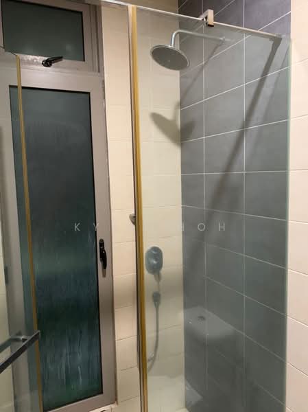 Kondominium untuk Disewa di Shaftsbury Residence - Kylie Hoh - Bathroom - PropertyGuru.com.my
