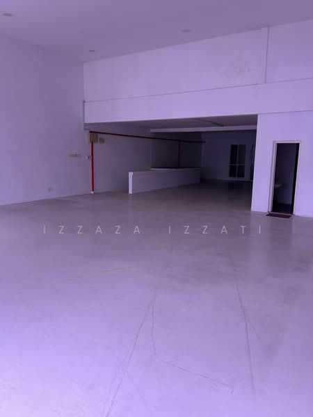 Pejabat Runcit untuk Disewa di Bukit Jelutong (Shah Alam) - Izzaza Izzati - Interior - PropertyGuru.com.my