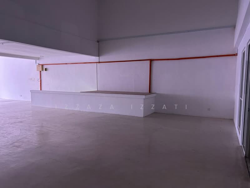 Pejabat Runcit untuk Disewa di Bukit Jelutong (Shah Alam) - Izzaza Izzati - Interior - PropertyGuru.com.my