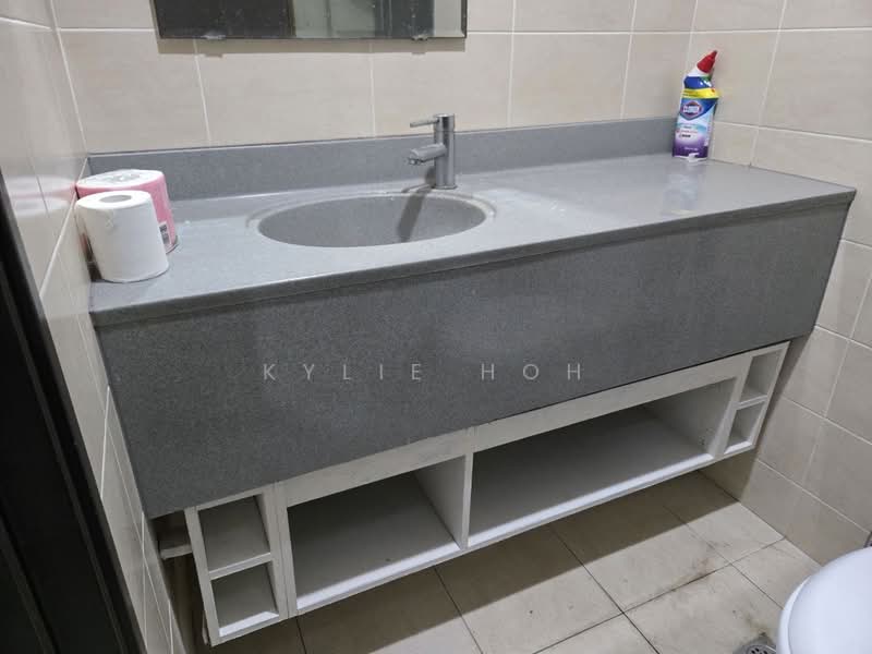 Condominium for Rent at Shaftsbury Residence - Kylie Hoh - Bathroom - PropertyGuru.com.my