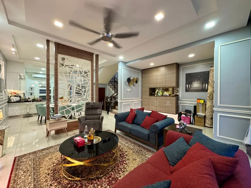 Rumah Teres 2 Tingkat untuk Dijual di Sepang (Selangor) - Mohd Aizat Saiful Bahri - Living Room - PropertyGuru.com.my